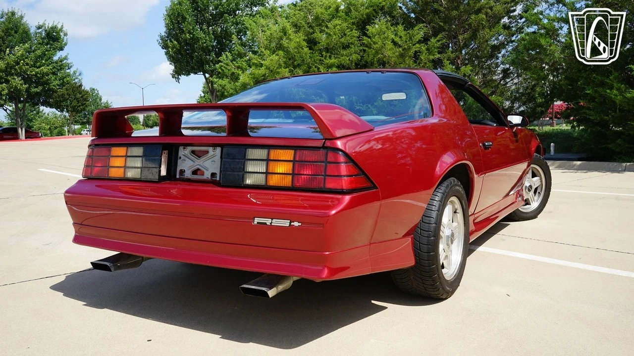 1992 Chevrolet Camaro 3rd Gen - Image 17 of 21