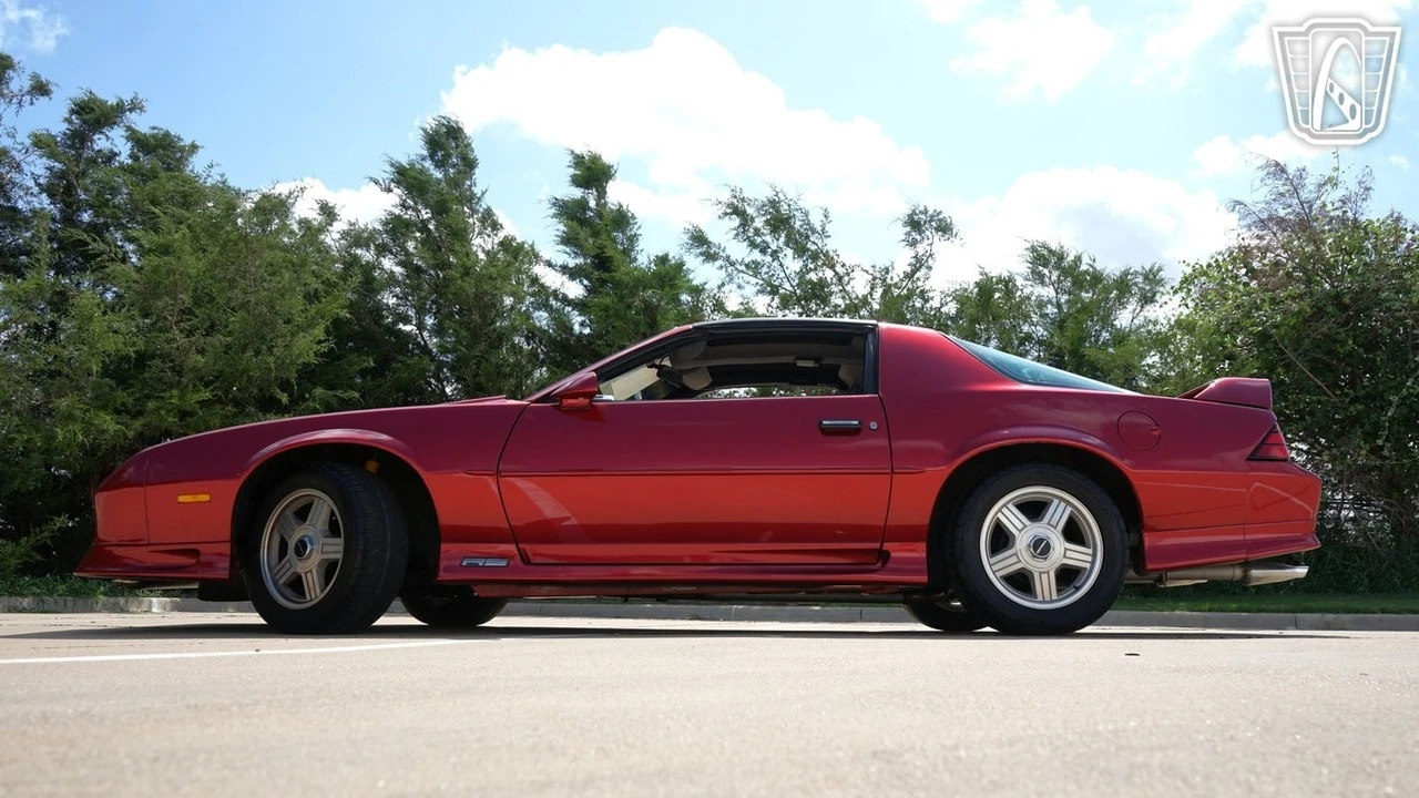 1992 Chevrolet Camaro 3rd Gen - Image 9 of 12