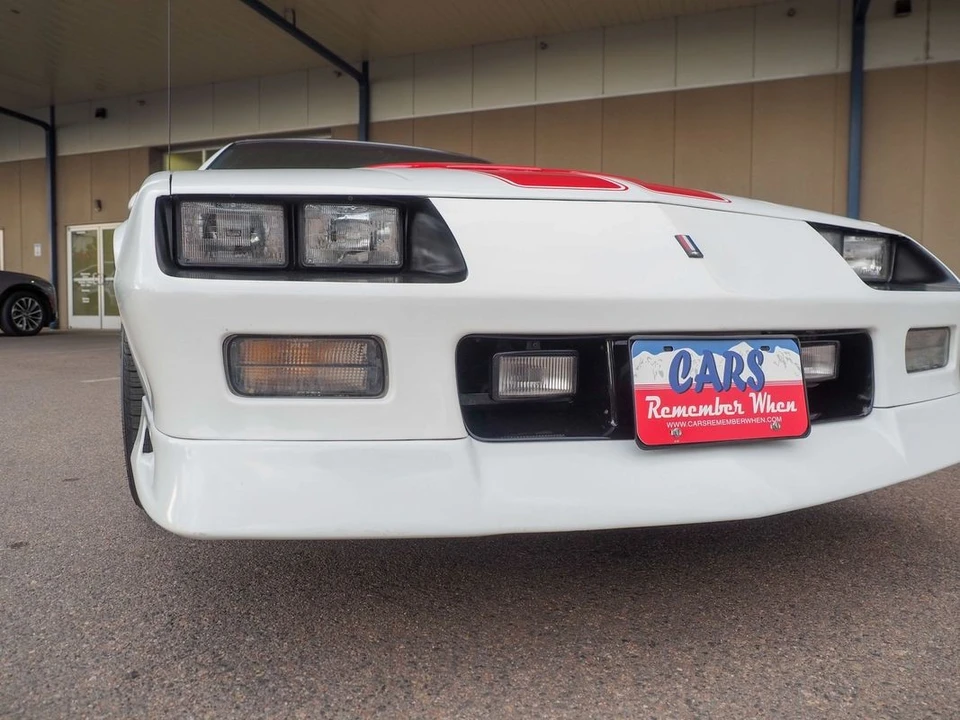 1992 Chevrolet - Image 25 of 31