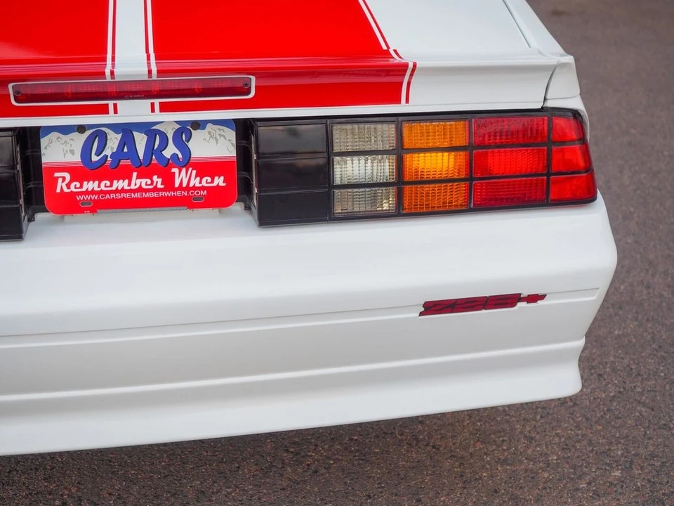 1992 Chevrolet - Image 29 of 31