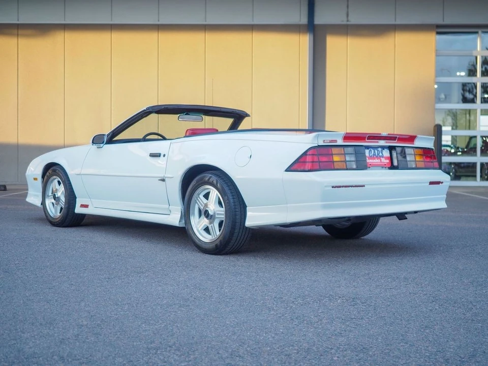 1992 Chevrolet - Image 4 of 31