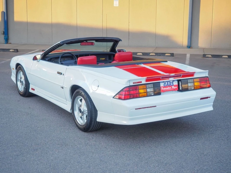 1992 Chevrolet - Image 9 of 31