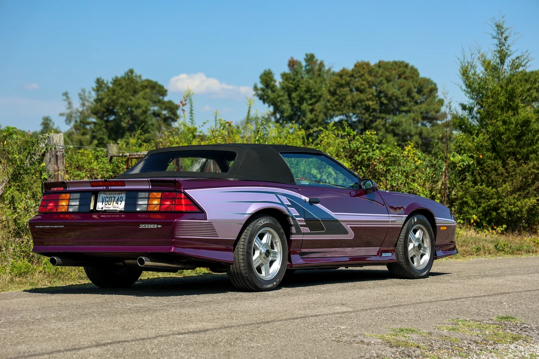 1992 Chevrolet Camaro 3rd Gen - Image 8 of 31