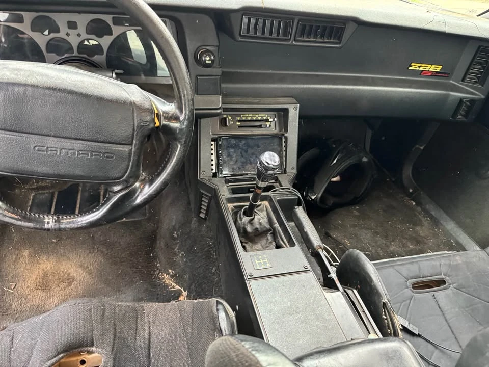 1992 Chevrolet Camaro 3rd Gen - Image 2 of 8
