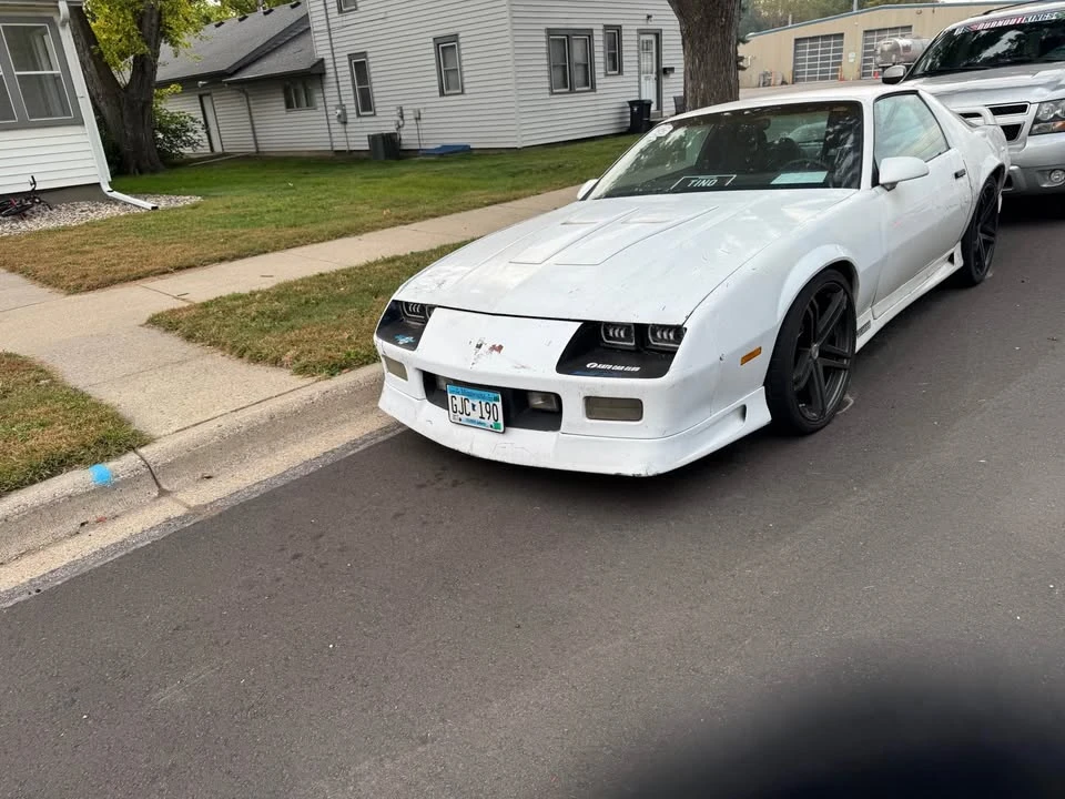 1992 Chevrolet Camaro 3rd Gen - Image 4 of 8