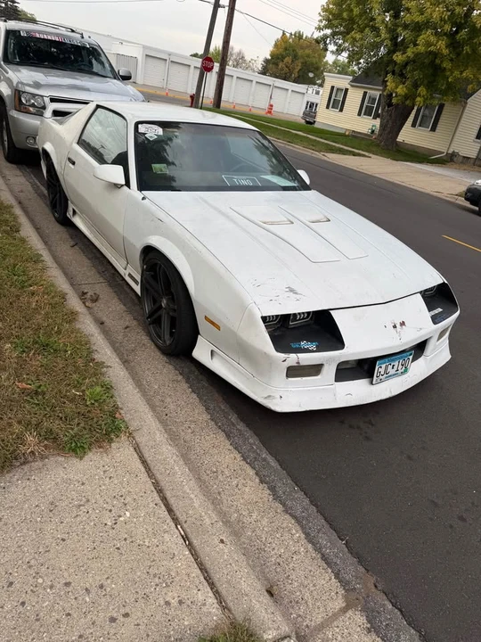 1992 Chevrolet Camaro 3rd Gen - Image 6 of 8