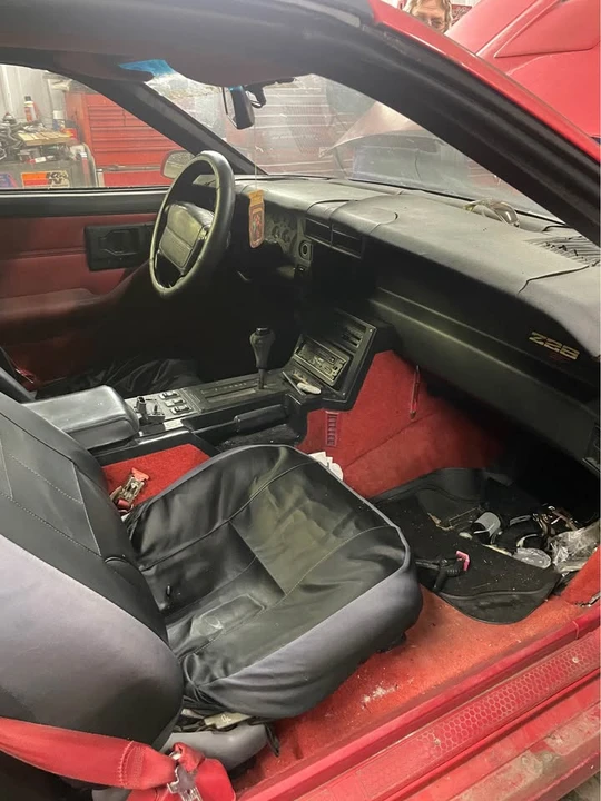 1992 Chevrolet Camaro 3rd Gen - Image 6 of 7