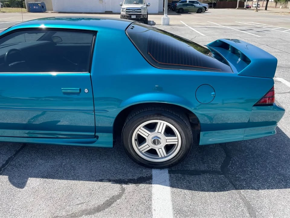 1992 Chevrolet Camaro 3rd Gen - Image 4 of 20