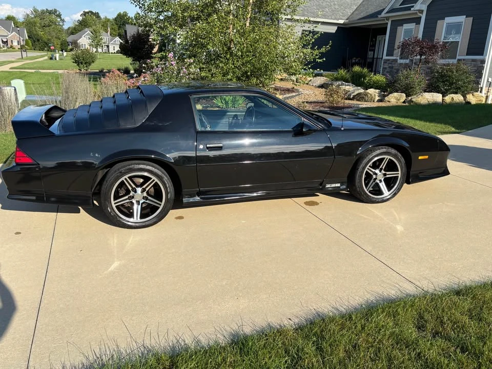1992 Chevrolet Camaro 3rd Gen - Image 3 of 19
