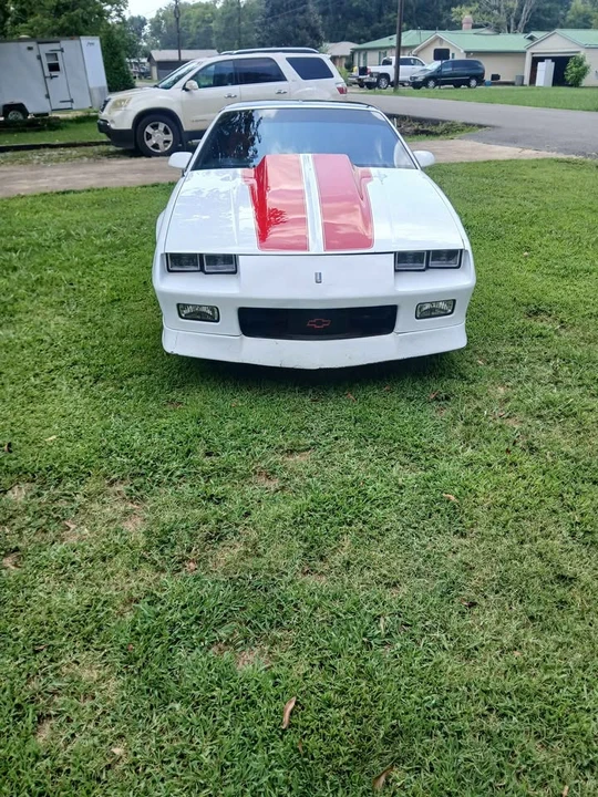 1992 Chevrolet Camaro 3rd Gen - Image 2 of 18