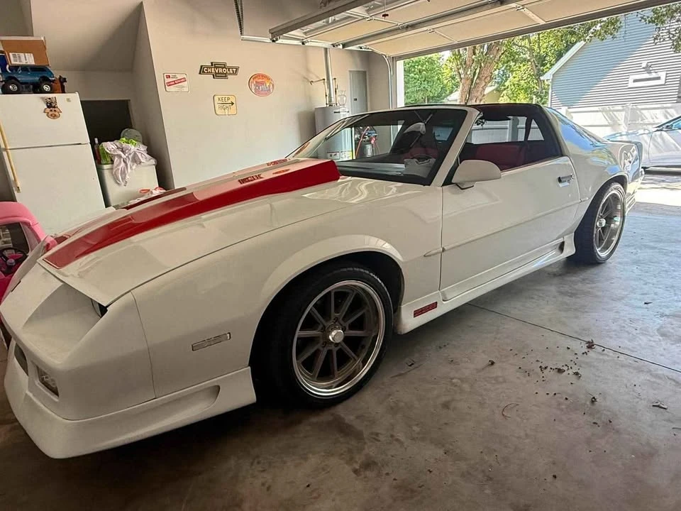 1992 Chevrolet Camaro 3rd Gen - Image 4 of 18