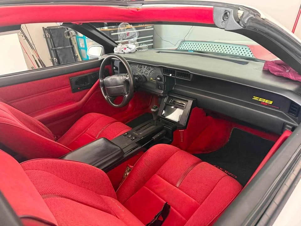 1992 Chevrolet Camaro 3rd Gen - Image 6 of 18