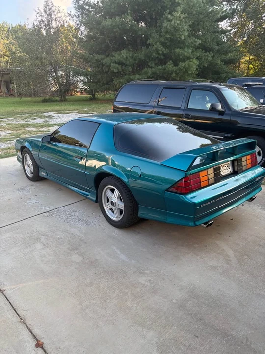 1992 Chevrolet Camaro - Image 2 of 8