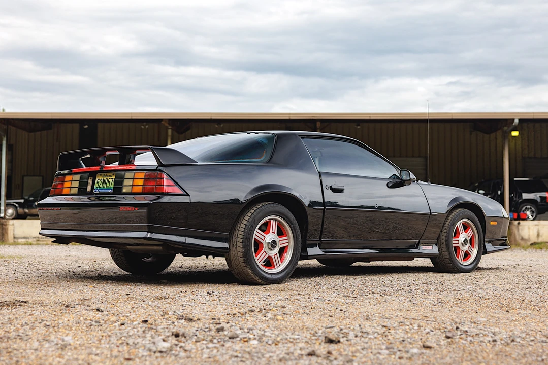 1992 Chevrolet Camaro 3rd Gen - Image 8 of 31