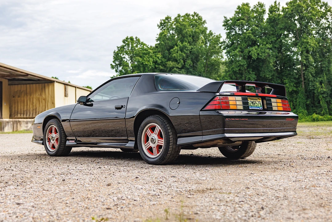 1992 Chevrolet Camaro 3rd Gen - Image 11 of 31