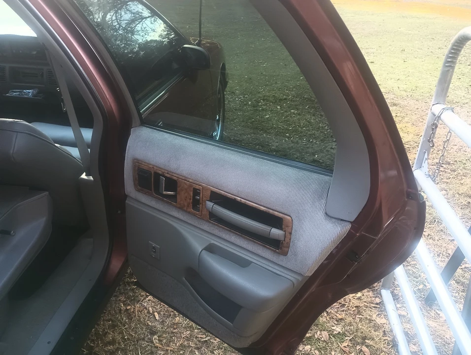 1992 Chevrolet Caprice - Image 20 of 21