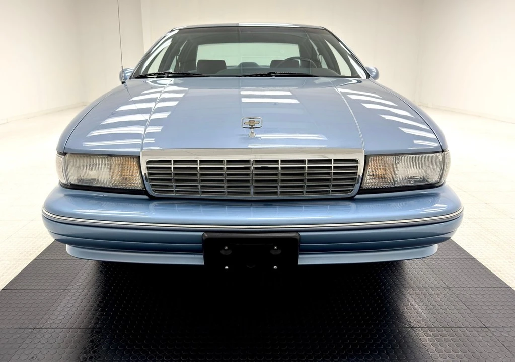 1992 Chevrolet Caprice - Image 8 of 12