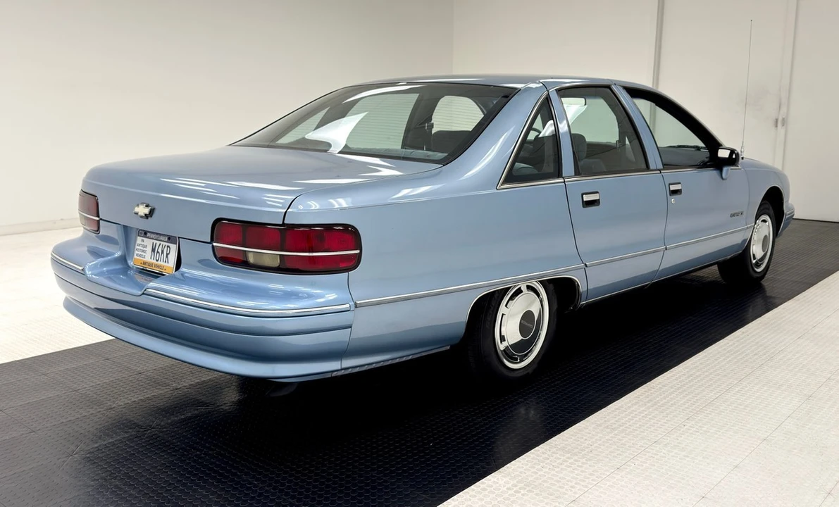 1992 Chevrolet Caprice - Image 5 of 12
