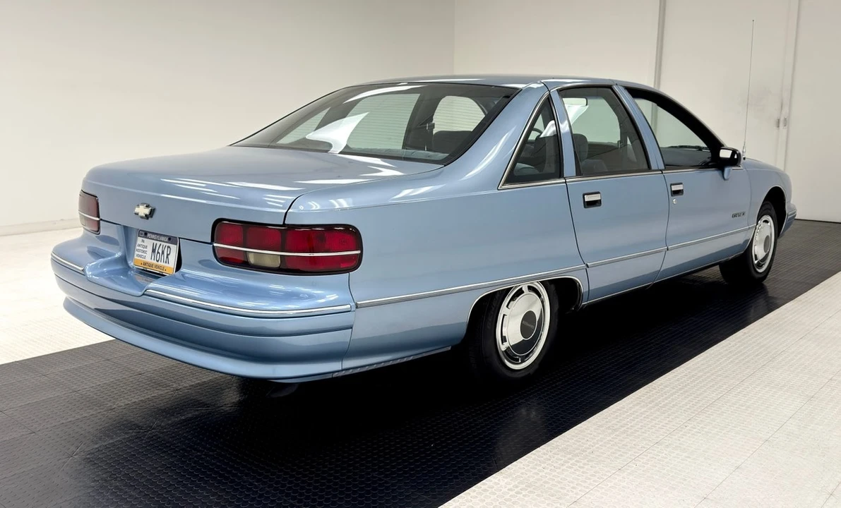 1992 Chevrolet Caprice - Image 5 of 12