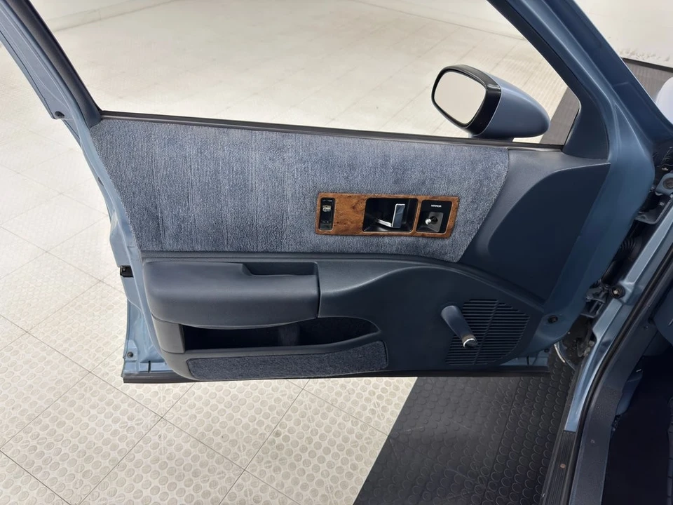 1992 Chevrolet Caprice - Image 26 of 31