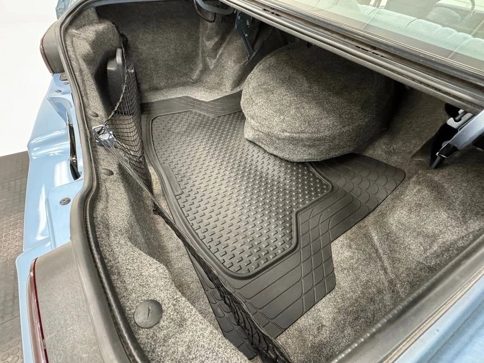 1992 Chevrolet Caprice - Image 25 of 31