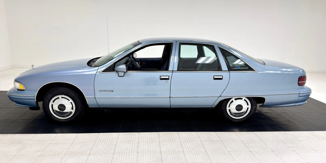 1992 Chevrolet Caprice - Image 2 of 12