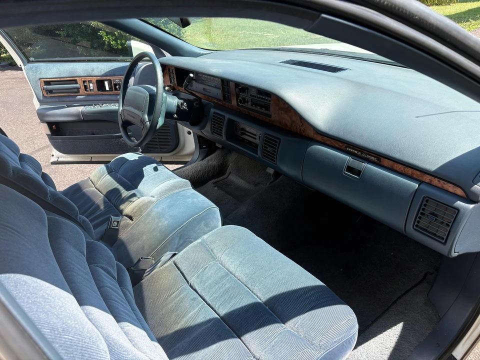 1992 Chevrolet Caprice - Image 10 of 13