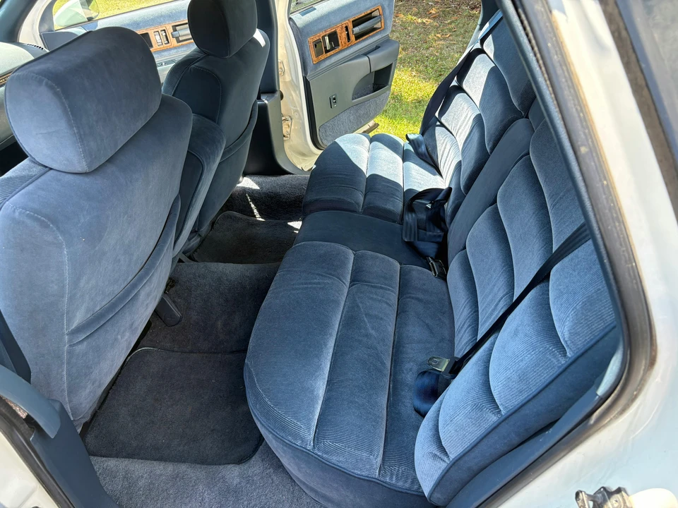 1992 Chevrolet Caprice - Image 8 of 13