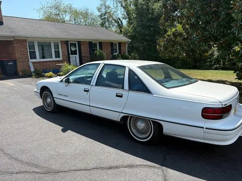 1992 Chevrolet Caprice Classic Base
