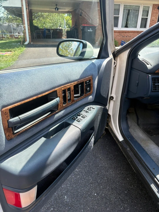 1992 Chevrolet Caprice - Image 6 of 13