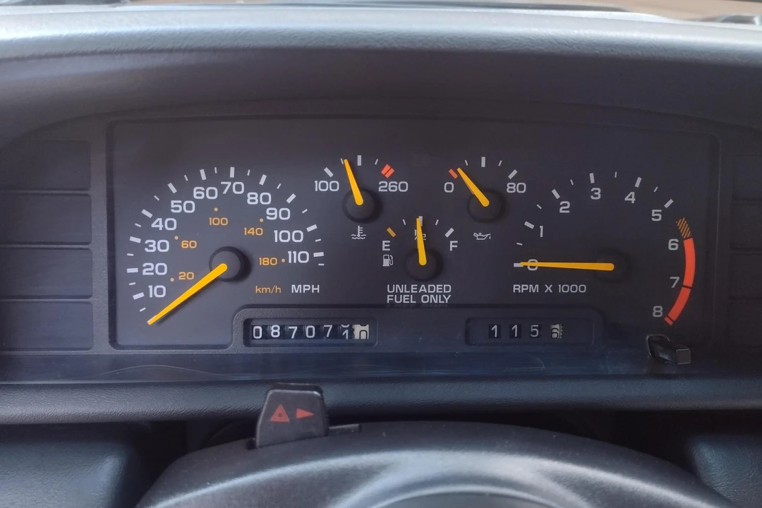 1992 Chevrolet Cavalier - Image 26 of 31
