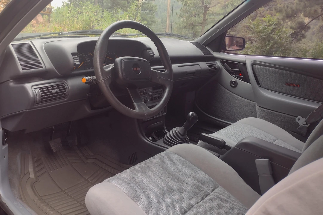 1992 Chevrolet Cavalier - Image 23 of 31
