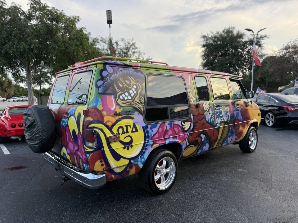 1992 Chevrolet G-Series Van - Image 7 of 12