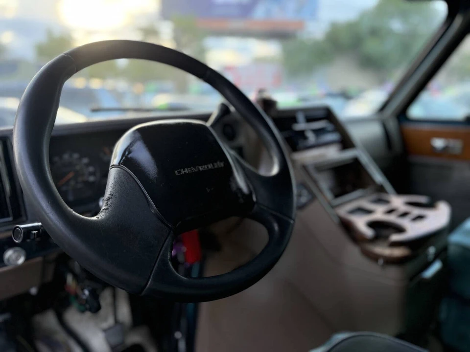 1992 Chevrolet G-Series Van - Image 14 of 21