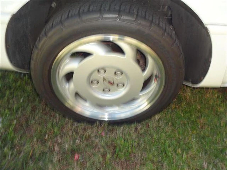1992 Chevrolet - Image 26 of 31