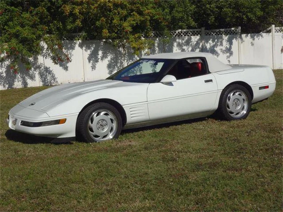 1992 Chevrolet - Image 13 of 31