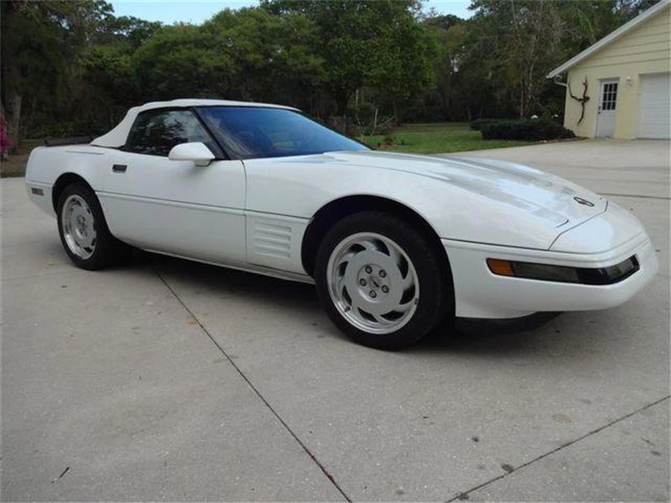 1992 Chevrolet - Image 3 of 31