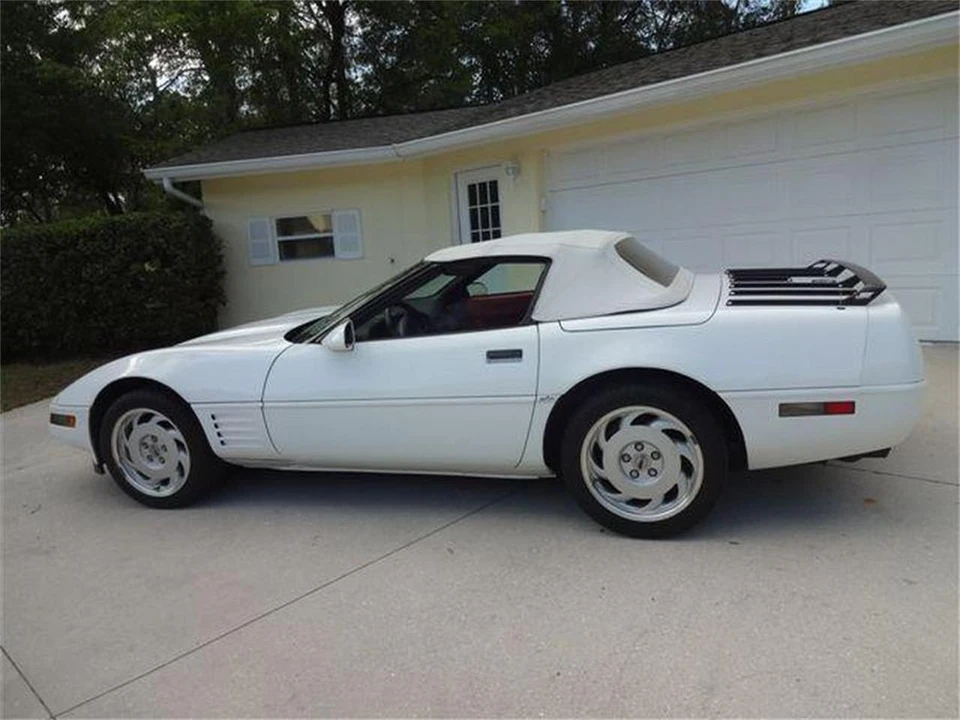 1992 Chevrolet - Image 13 of 31