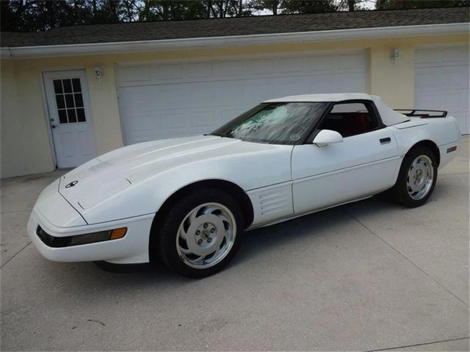 1992 Chevrolet - Image 9 of 31