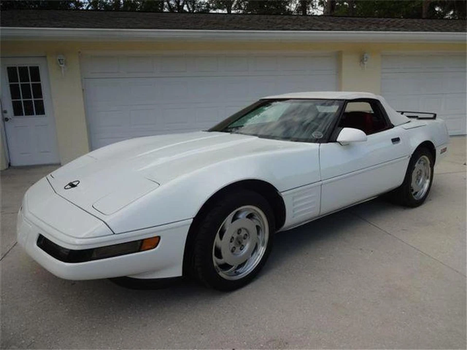1992 Chevrolet - Image 4 of 31