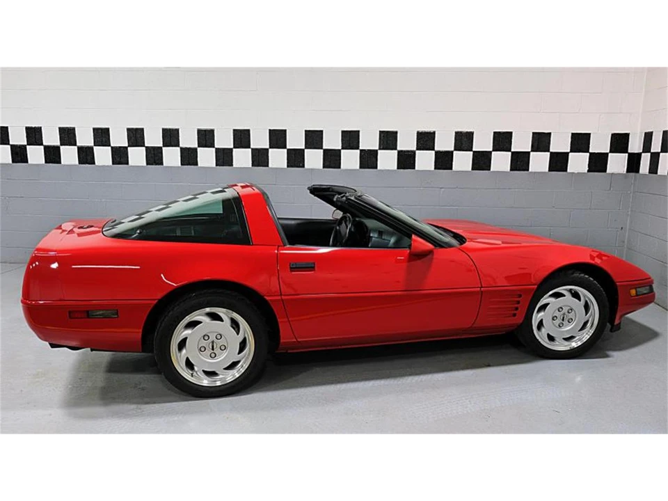 1992 Chevrolet Corvette C4 - Image 10 of 31