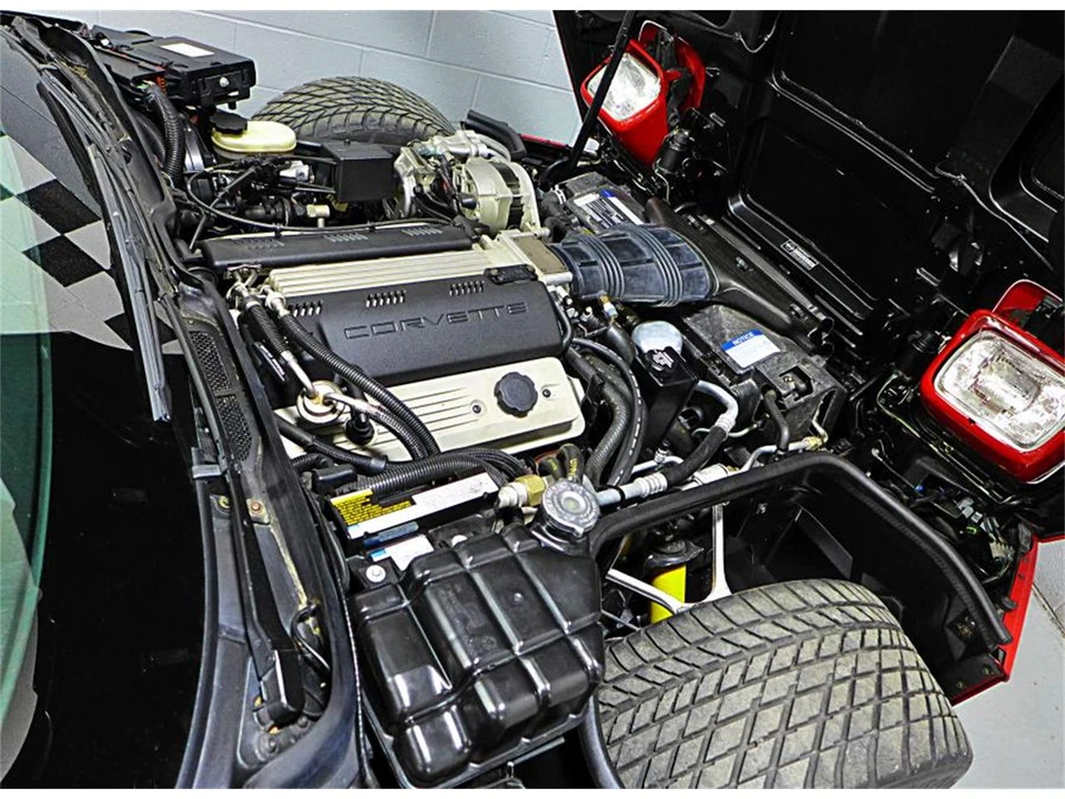 1992 Chevrolet Corvette C4 - Image 24 of 31