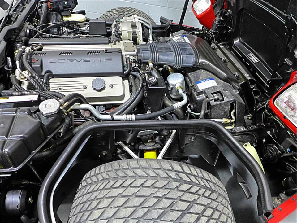 1992 Chevrolet Corvette C4 - Image 25 of 31