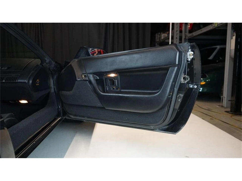 1992 Chevrolet Corvette C4 - Image 21 of 31