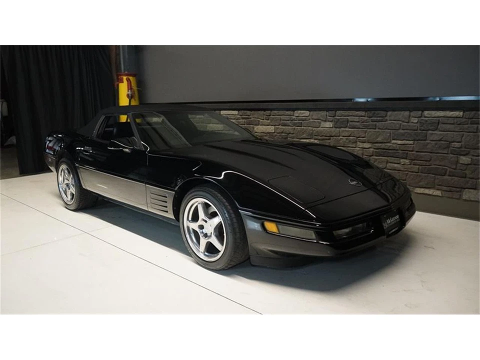1992 Chevrolet Corvette C4 - Image 2 of 31