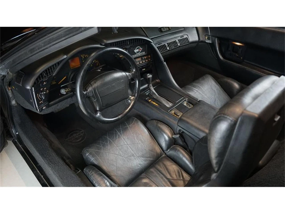 1992 Chevrolet Corvette C4 - Image 14 of 31