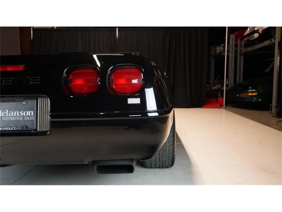 1992 Chevrolet Corvette C4 - Image 30 of 31