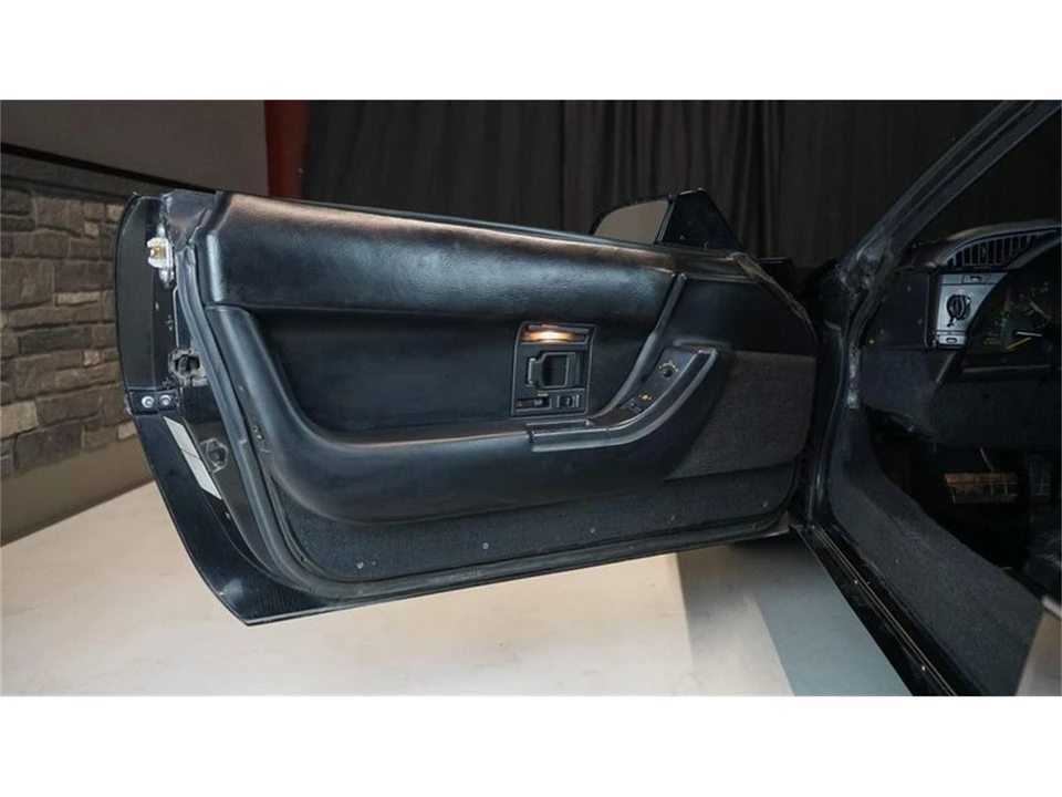 1992 Chevrolet Corvette C4 - Image 20 of 31