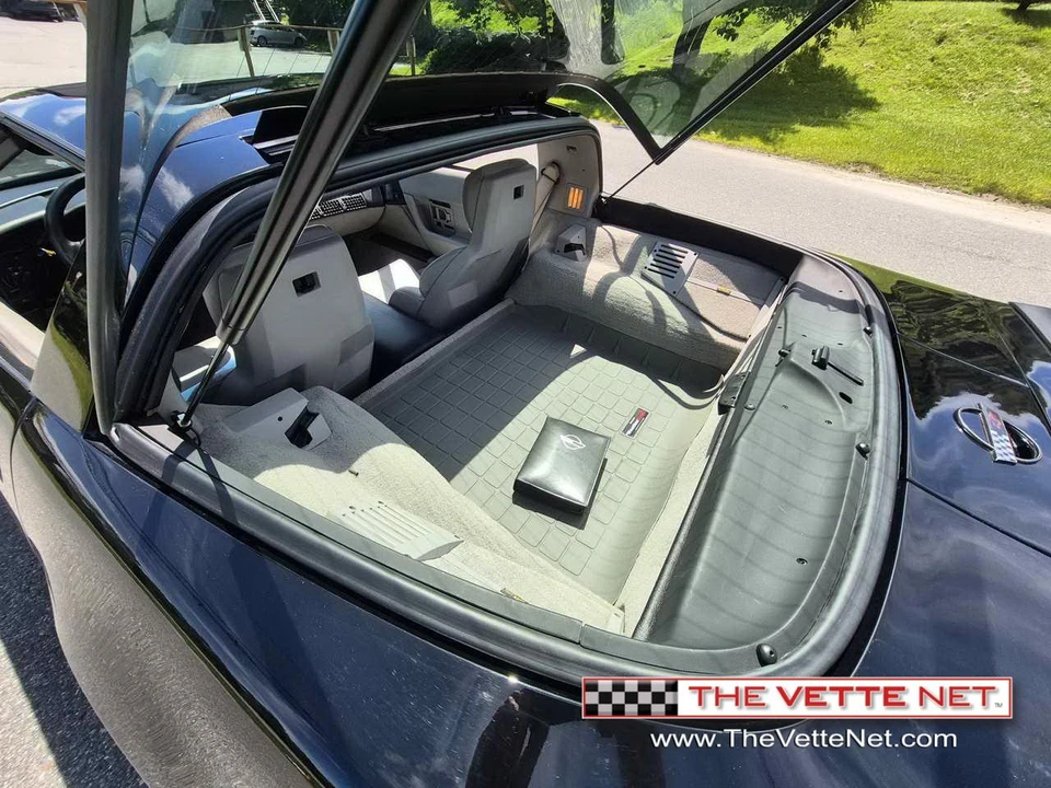 1992 Chevrolet Corvette C4 - Image 6 of 31