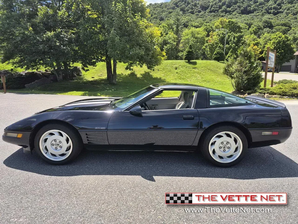 1992 Chevrolet Corvette C4 - Image 9 of 31